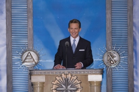 El Sr. David Miscavige, Presidente de la Junta de Religious Technology Center y líder eclesiástico de la religión de Scientology, presidió la inauguración de la nueva Iglesia de Scientology y Centro de Celebridades de Las Vegas. 