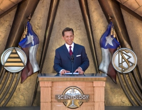 El Sr. David Miscavige, líder eclesiástico de la religión de Scientology, presidió el evento de la gran inauguración de la Iglesia de Scientology de Dallas, donde dijo que los sueños de Texas de libertad espiritual se harían realidad.